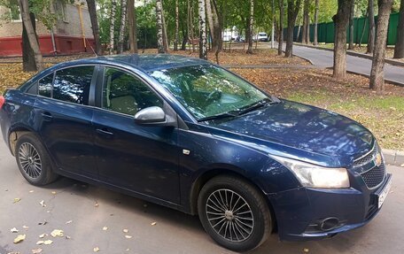 Chevrolet Cruze II, 2010 год, 450 000 рублей, 4 фотография