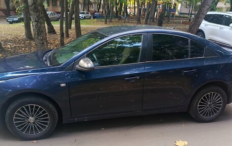 Chevrolet Cruze II, 2010 год, 450 000 рублей, 5 фотография