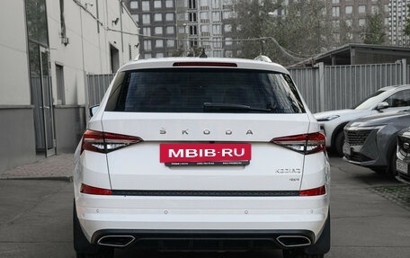 Skoda Kodiaq I, 2024 год, 4 250 000 рублей, 5 фотография