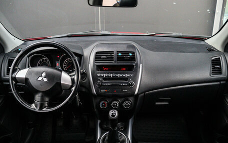 Mitsubishi ASX I рестайлинг, 2010 год, 900 000 рублей, 9 фотография