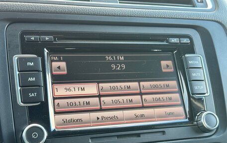 Volkswagen Jetta VI, 2011 год, 987 000 рублей, 17 фотография