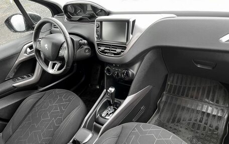 Peugeot 2008 II, 2014 год, 770 000 рублей, 10 фотография