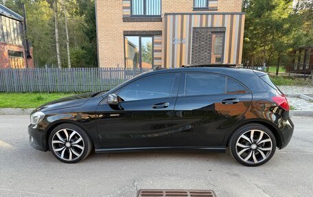 Mercedes-Benz A-Класс, 2012 год, 1 090 000 рублей, 13 фотография