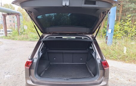 Volkswagen Tiguan II, 2017 год, 2 250 000 рублей, 5 фотография