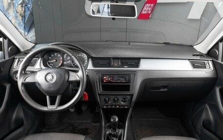 Skoda Rapid I, 2016 год, 839 000 рублей, 9 фотография