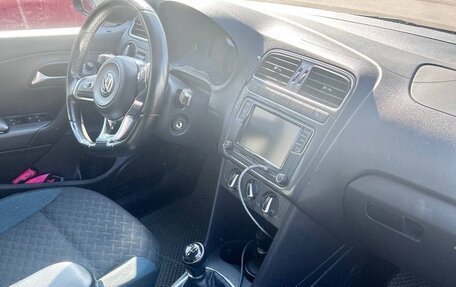 Volkswagen Polo VI (EU Market), 2019 год, 1 100 000 рублей, 2 фотография
