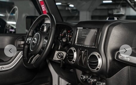 Jeep Wrangler, 2016 год, 7 000 000 рублей, 28 фотография