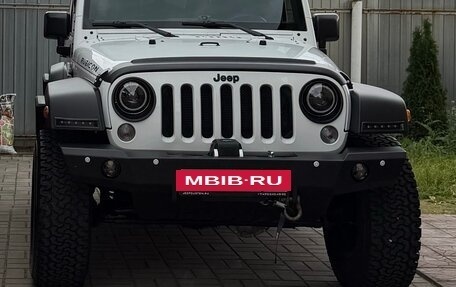 Jeep Wrangler, 2016 год, 7 000 000 рублей, 30 фотография