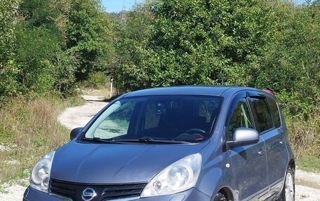 Nissan Note II рестайлинг, 2010 год, 850 000 рублей, 2 фотография