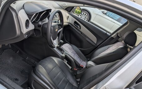 Chevrolet Cruze II, 2013 год, 900 000 рублей, 12 фотография