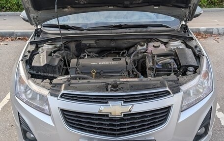 Chevrolet Cruze II, 2013 год, 900 000 рублей, 13 фотография