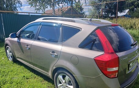 KIA cee'd I рестайлинг, 2011 год, 650 000 рублей, 3 фотография