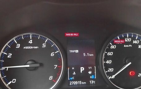 Mitsubishi Outlander III рестайлинг 3, 2017 год, 1 700 000 рублей, 11 фотография