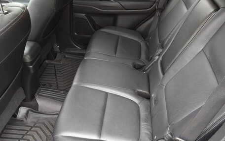 Mitsubishi Outlander III рестайлинг 3, 2017 год, 1 700 000 рублей, 22 фотография