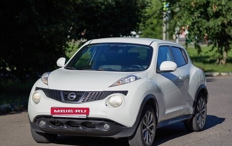 Nissan Juke II, 2013 год, 990 000 рублей, 2 фотография