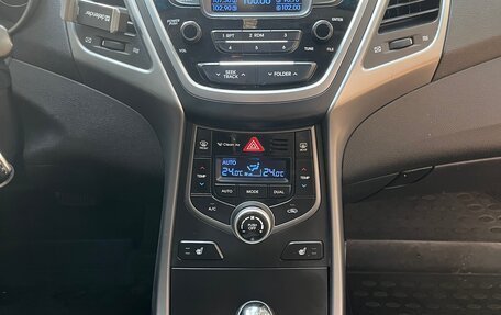 Hyundai Elantra V, 2013 год, 990 000 рублей, 18 фотография