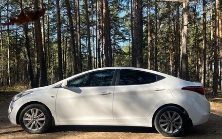 Hyundai Elantra V, 2013 год, 990 000 рублей, 6 фотография