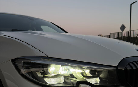 BMW 3 серия, 2019 год, 3 190 000 рублей, 18 фотография