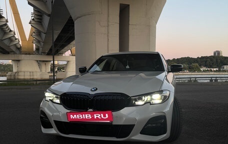 BMW 3 серия, 2019 год, 3 190 000 рублей, 4 фотография