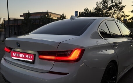 BMW 3 серия, 2019 год, 3 190 000 рублей, 20 фотография
