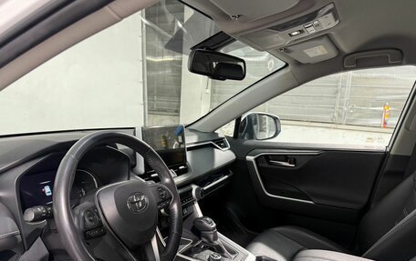 Toyota RAV4, 2020 год, 3 599 800 рублей, 8 фотография