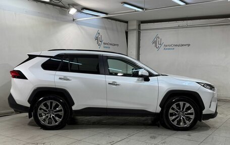 Toyota RAV4, 2020 год, 3 599 800 рублей, 17 фотография