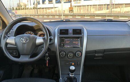 Toyota Corolla, 2011 год, 905 000 рублей, 9 фотография