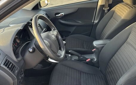 Toyota Corolla, 2011 год, 905 000 рублей, 13 фотография