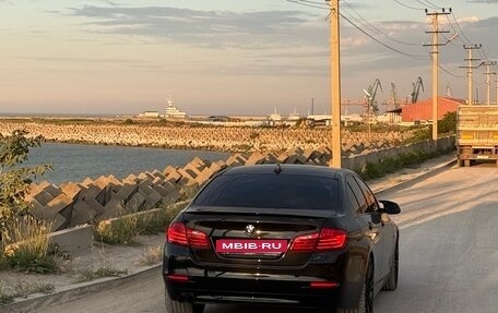 BMW 5 серия, 2014 год, 1 700 000 рублей, 4 фотография
