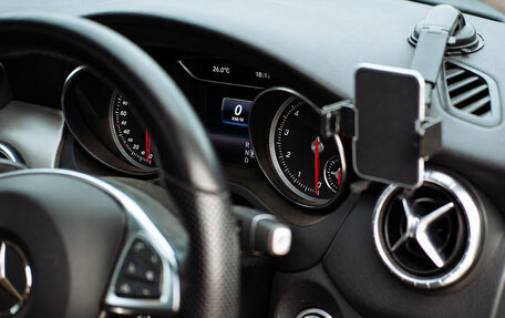 Mercedes-Benz CLA, 2018 год, 1 500 000 рублей, 10 фотография