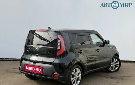 KIA Soul II рестайлинг, 2016 год, 1 369 000 рублей, 5 фотография