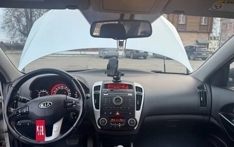 KIA cee'd I рестайлинг, 2010 год, 395 000 рублей, 8 фотография