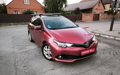 Toyota Auris II, 2018 год, 1 300 000 рублей, 1 фотография