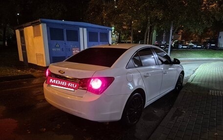 Chevrolet Cruze II, 2013 год, 680 000 рублей, 4 фотография