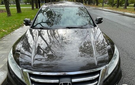 Honda Crosstour I рестайлинг, 2014 год, 1 660 000 рублей, 2 фотография