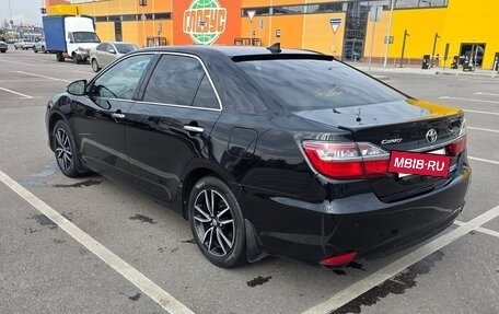 Toyota Camry, 2017 год, 1 960 000 рублей, 4 фотография