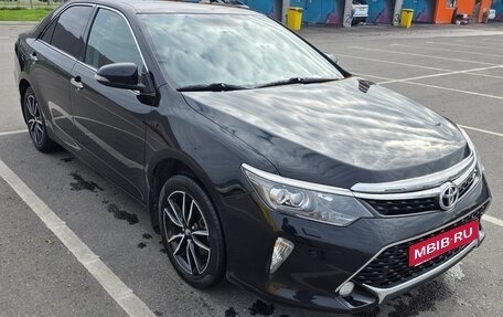 Toyota Camry, 2017 год, 1 960 000 рублей, 7 фотография