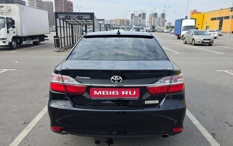 Toyota Camry, 2017 год, 1 960 000 рублей, 10 фотография