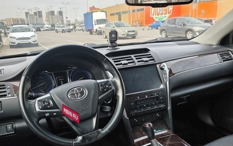 Toyota Camry, 2017 год, 1 960 000 рублей, 12 фотография