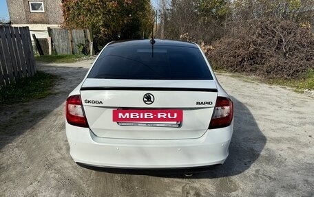 Skoda Rapid I, 2018 год, 1 300 000 рублей, 3 фотография