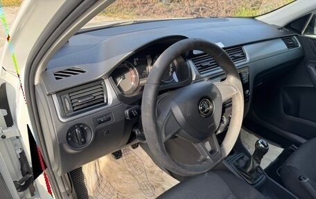 Skoda Rapid I, 2018 год, 1 300 000 рублей, 15 фотография