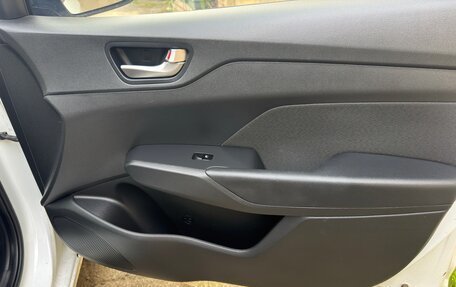 Hyundai Solaris II рестайлинг, 2019 год, 1 430 000 рублей, 9 фотография