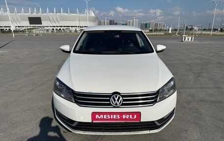 Volkswagen Passat B7, 2011 год, 850 000 рублей, 1 фотография