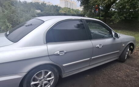 Hyundai Sonata IV рестайлинг, 2005 год, 270 000 рублей, 5 фотография