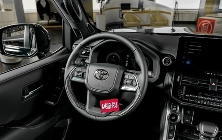 Toyota Land Cruiser, 2026 год, 16 500 000 рублей, 21 фотография