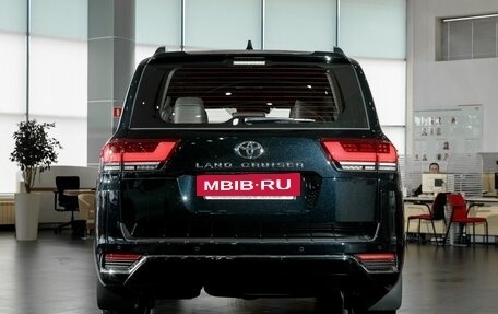 Toyota Land Cruiser, 2026 год, 16 500 000 рублей, 34 фотография