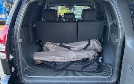 Toyota Land Cruiser Prado 120 рестайлинг, 2008 год, 2 700 000 рублей, 10 фотография