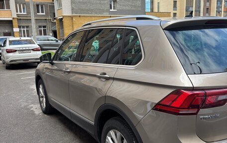 Volkswagen Tiguan II, 2018 год, 2 100 000 рублей, 9 фотография