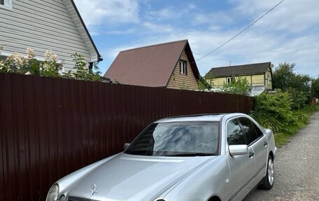 Mercedes-Benz E-Класс, 1998 год, 570 000 рублей, 5 фотография