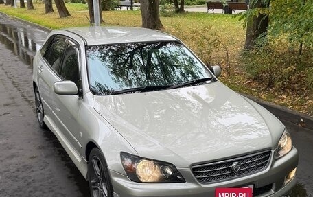 Toyota Altezza, 2002 год, 850 000 рублей, 2 фотография